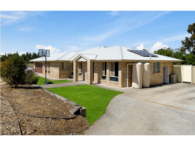 10 Lilley Terrace, Chuwar QLD 4306