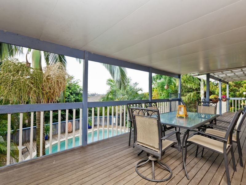 10 Convery Crescent, Highland Park QLD 4211
