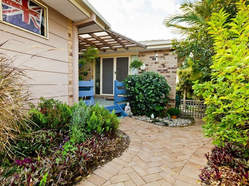 10 Convery Crescent, Highland Park QLD 4211