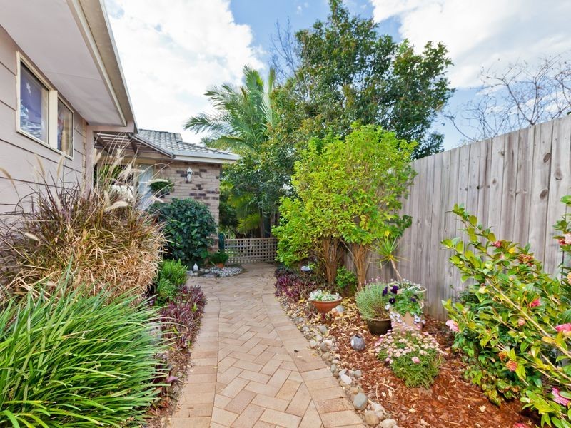 10 Convery Crescent, Highland Park QLD 4211