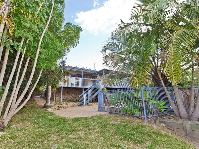 10 Convery Crescent, Highland Park QLD 4211