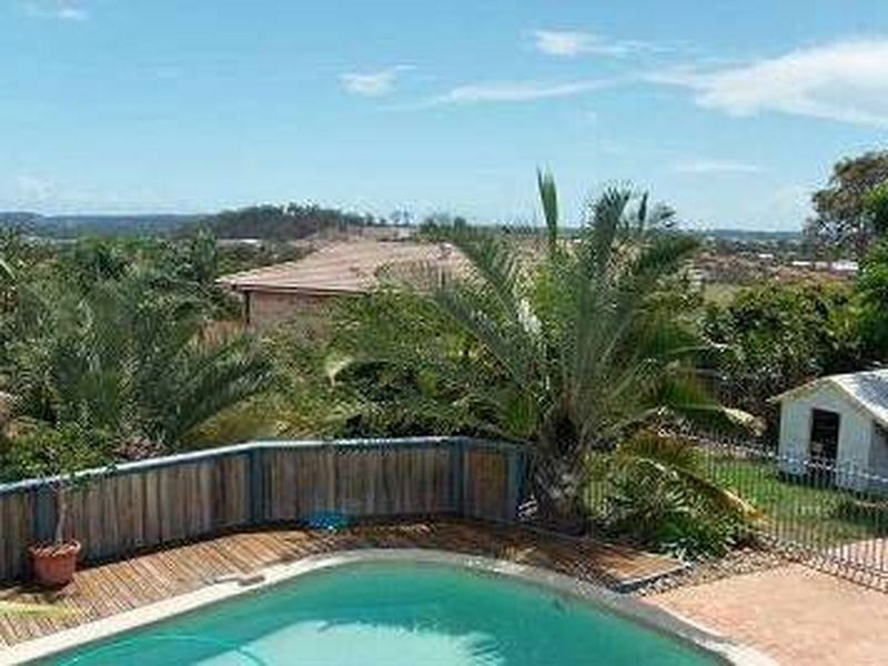 10 Convery Crescent, Highland Park QLD 4211