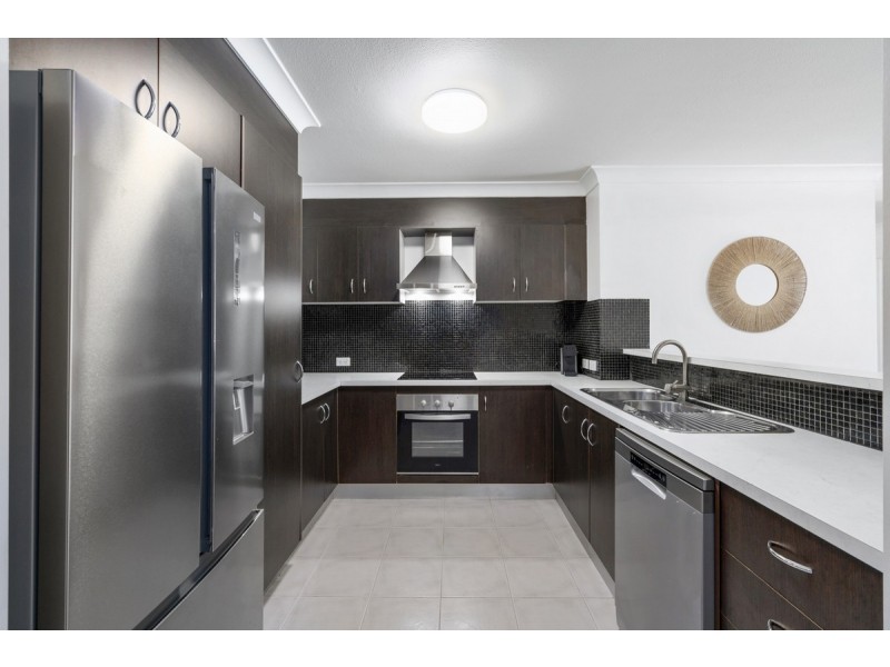 6/22 Oleander Avenue, Biggera Waters QLD 4216