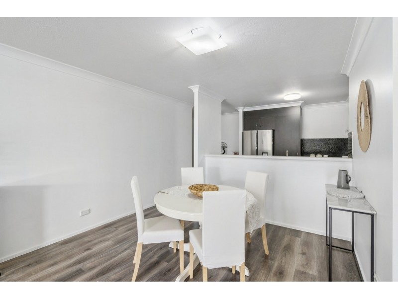 6/22 Oleander Avenue, Biggera Waters QLD 4216