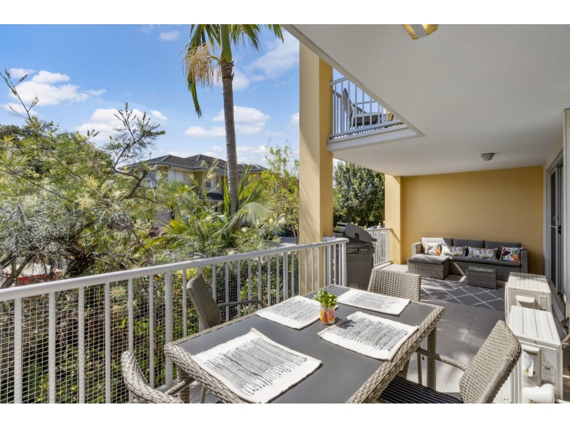 6/22 Oleander Avenue, Biggera Waters QLD 4216