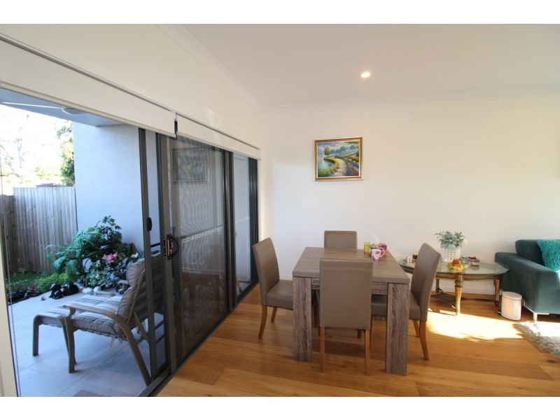 61/1 Lyra Avenue, Hope Island QLD 4212