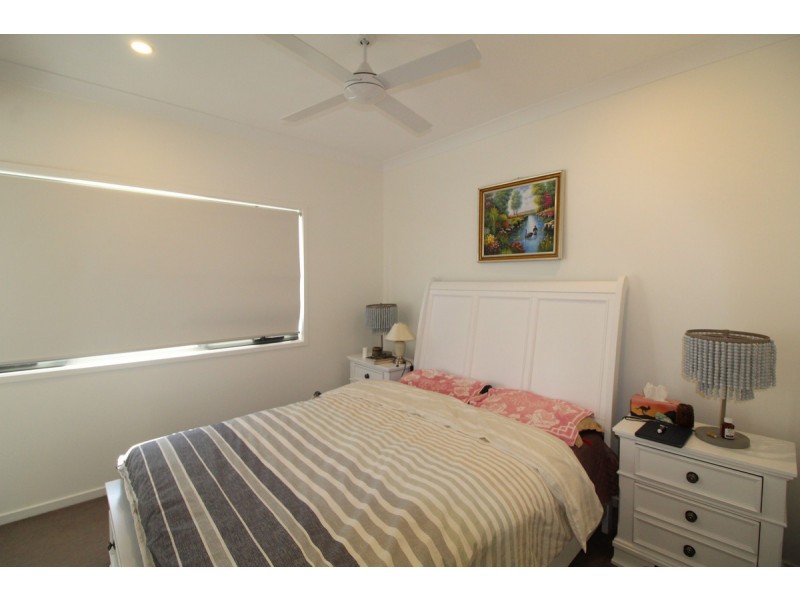 61/1 Lyra Avenue, Hope Island QLD 4212
