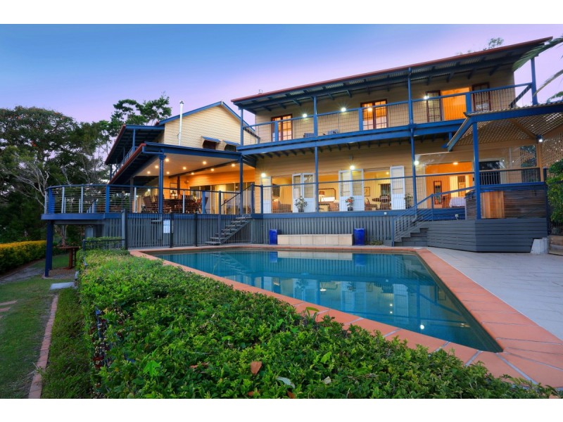 31 Macrozamia Drive, Clagiraba QLD 4211