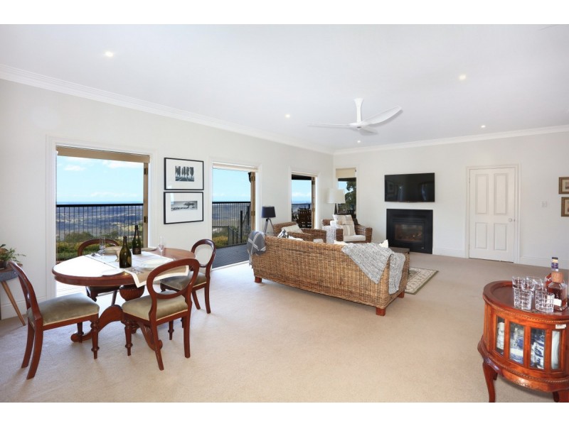31 Macrozamia Drive, Clagiraba QLD 4211