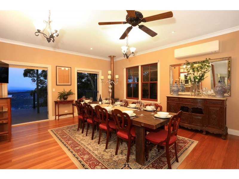 31 Macrozamia Drive, Clagiraba QLD 4211