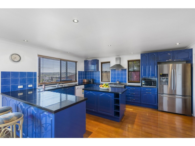 68 Paddington Drive, Carrara QLD 4211