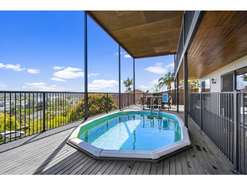 68 Paddington Drive, Carrara QLD 4211