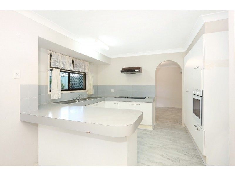 48 Colrene Drive, Nerang QLD 4211