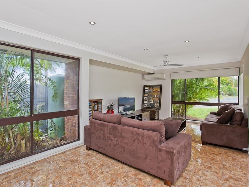 73 Pappas Way, Carrara QLD 4211
