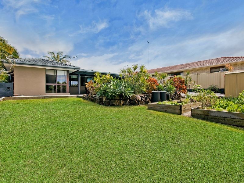 73 Pappas Way, Carrara QLD 4211