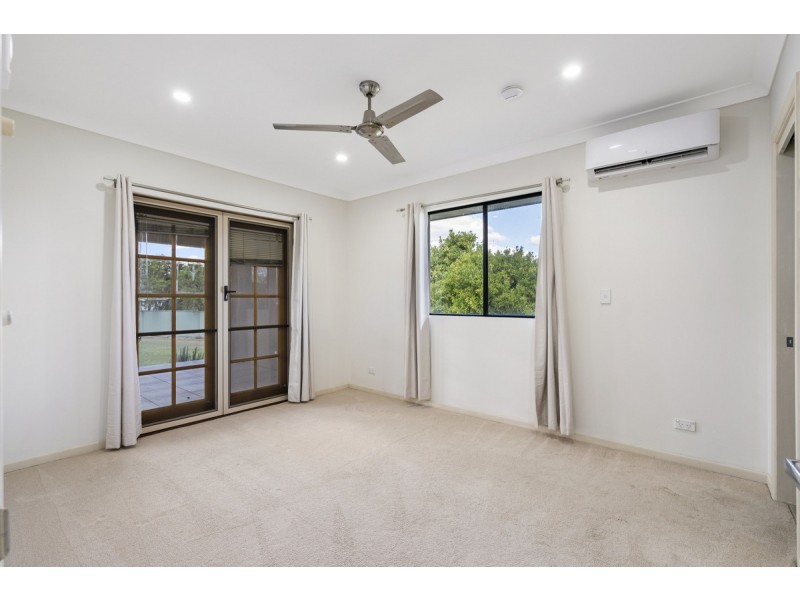 2 Larch Road, Tamborine QLD 4270