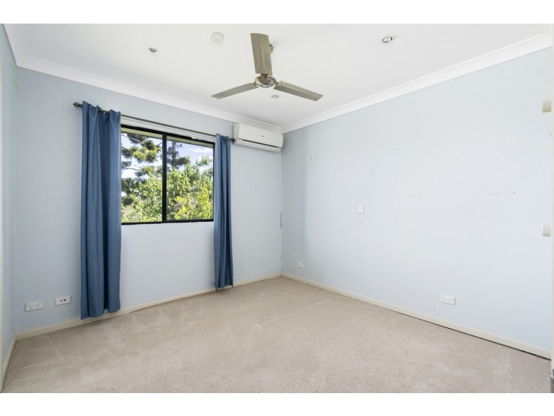 2 Larch Road, Tamborine QLD 4270