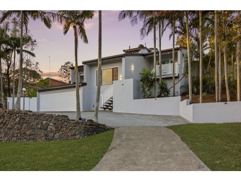 9 Willamulka Avenue, Ashmore QLD 4214