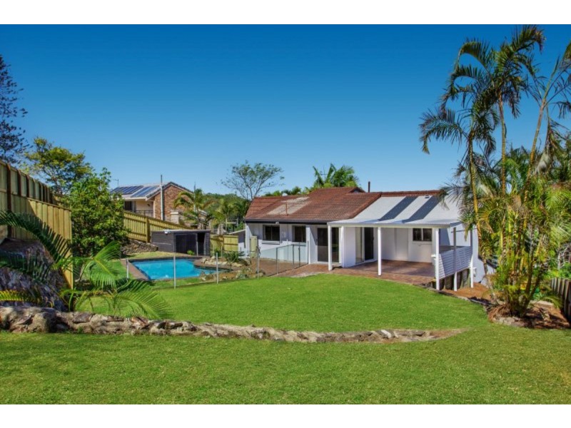 9 Willamulka Avenue, Ashmore QLD 4214