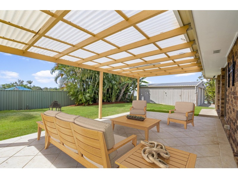 7 Toukley Court, Highland Park QLD 4211