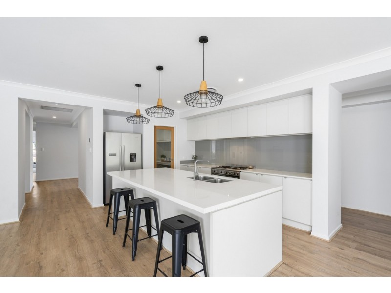 18 Bellbird Place, Gilston QLD 4211