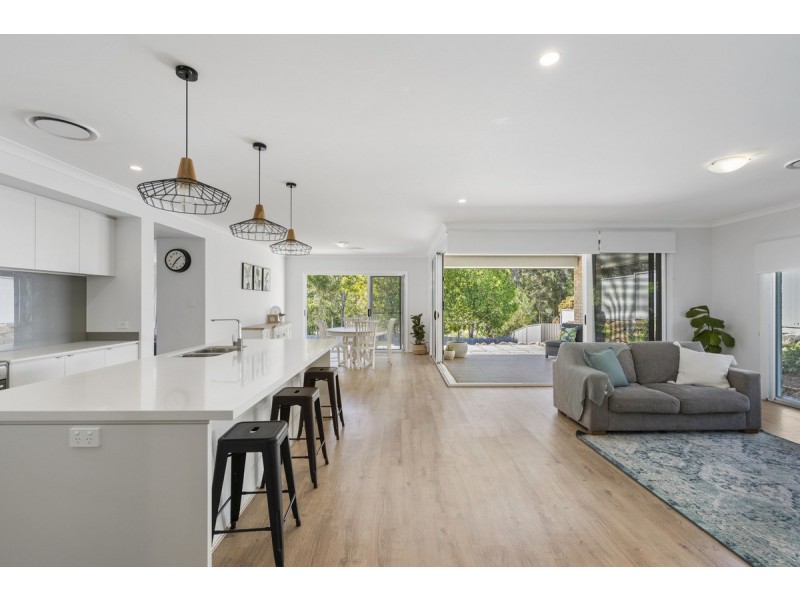 18 Bellbird Place, Gilston QLD 4211