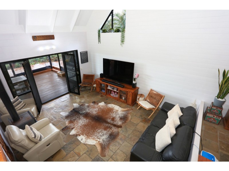 349 Henri Robert Drive, Clagiraba QLD 4211