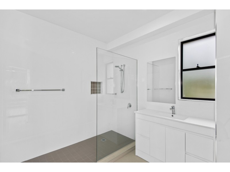 1b/18 Pademelon Pass, Nerang QLD 4211