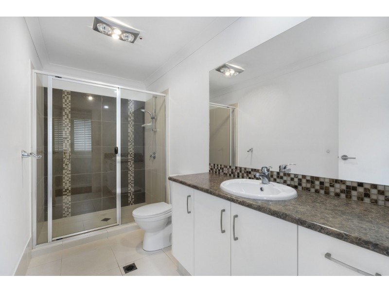 18 Banjo Crescent, Gilston QLD 4211