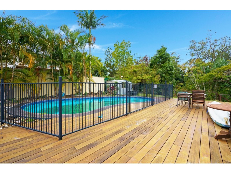 67 Nerang River Drive, Nerang QLD 4211