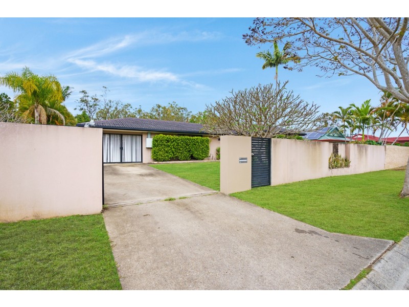 67 Nerang River Drive, Nerang QLD 4211