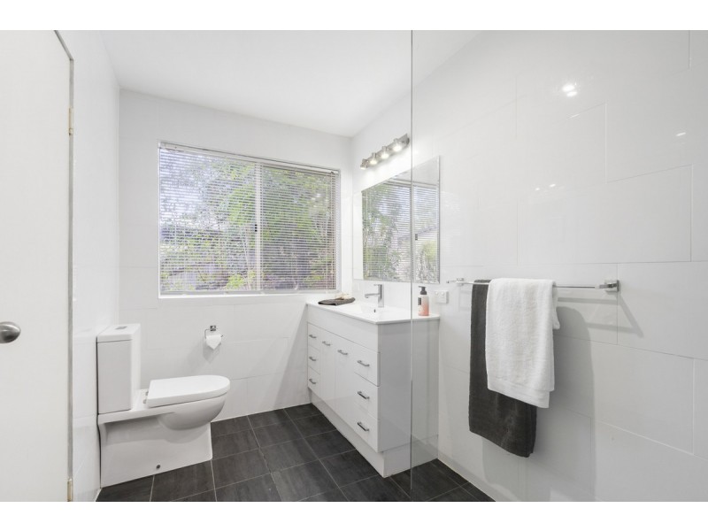 8/8 Kilpatrick Court, Highland Park QLD 4211