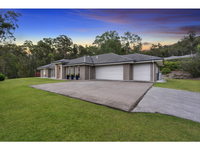 2/48 Brookfield Court, Nerang QLD 4211