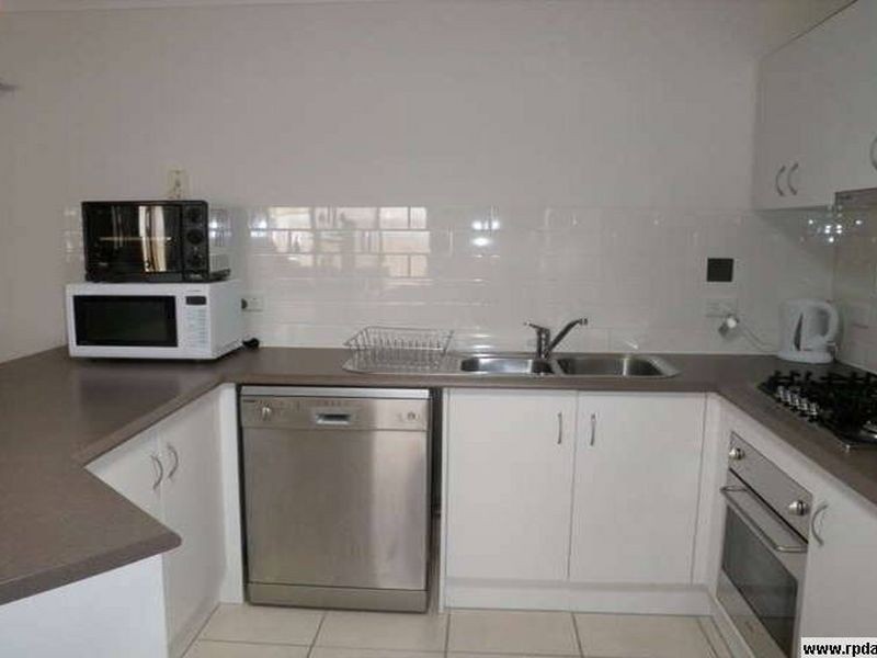 1/11 Gannon Way, Upper Coomera QLD 4209