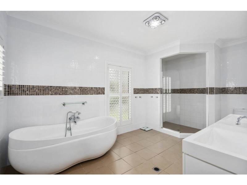 34 Lawnhill Drive, Nerang QLD 4211