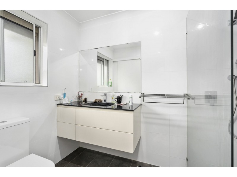 2 Kilmarnock Close, Highland Park QLD 4211