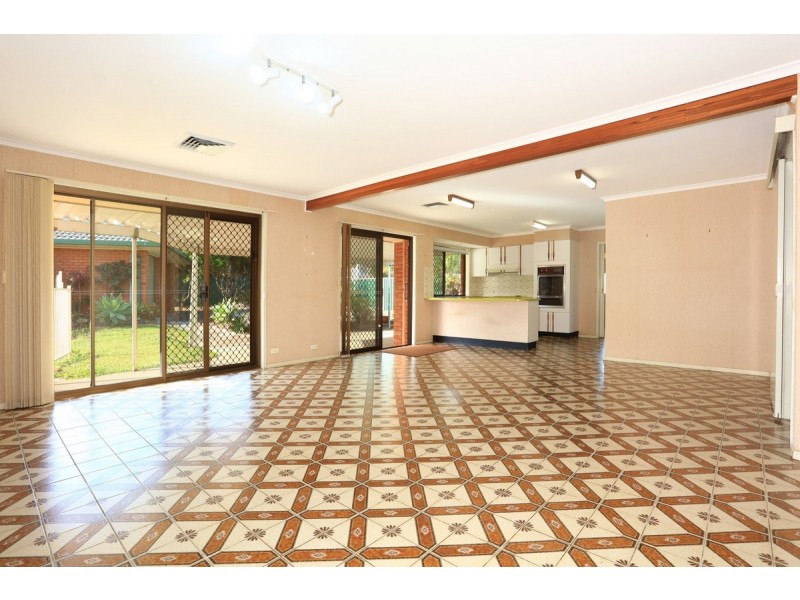 133 Alison Road, Carrara QLD 4211