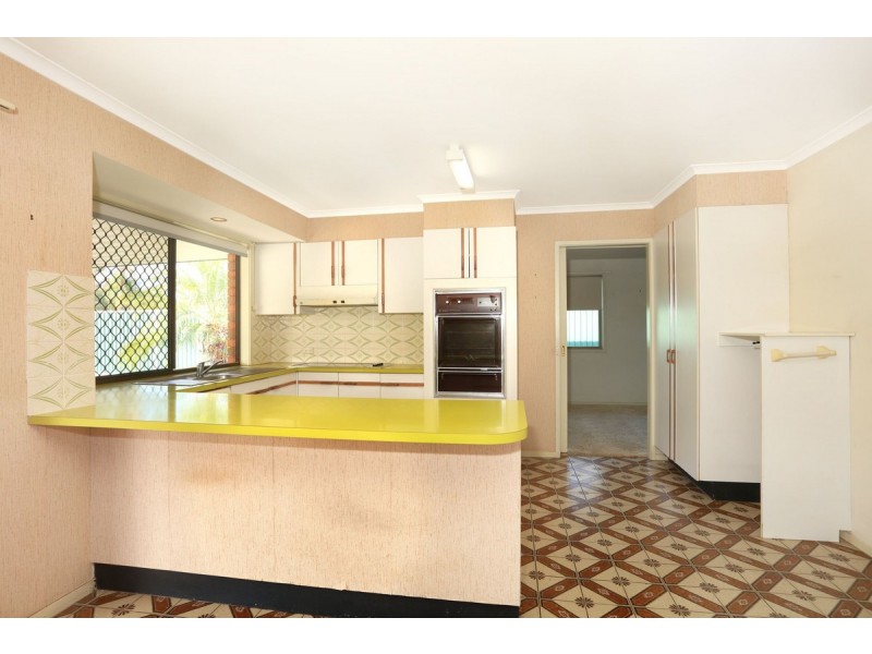 133 Alison Road, Carrara QLD 4211