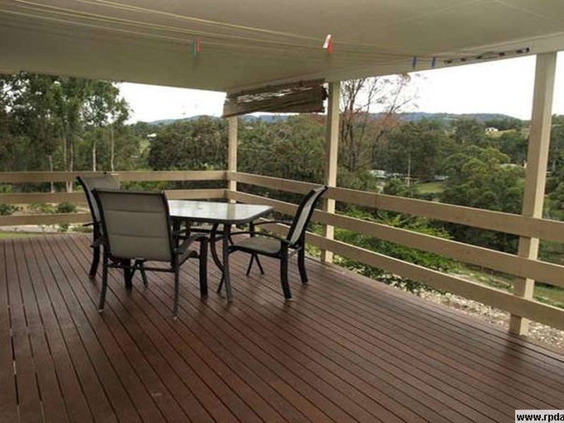 2 Carole Drive, Nerang QLD 4211