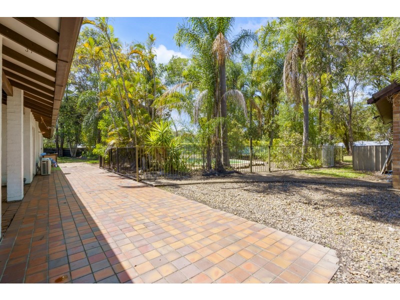 13-15 Kupara Street, Nerang QLD 4211