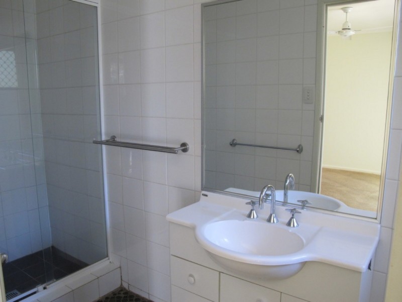 13-15 Kupara Street, Nerang QLD 4211