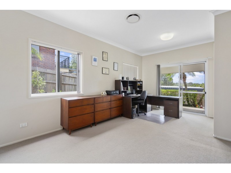 29 Michelmore Road, Carrara QLD 4211