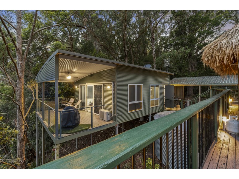 4 Gwongorella Parade, Springbrook QLD 4213