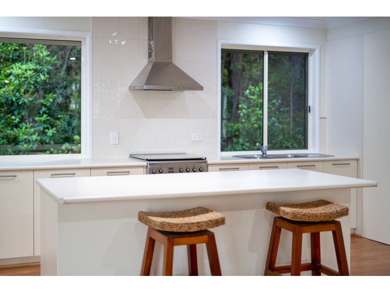 4 Gwongorella Parade, Springbrook QLD 4213