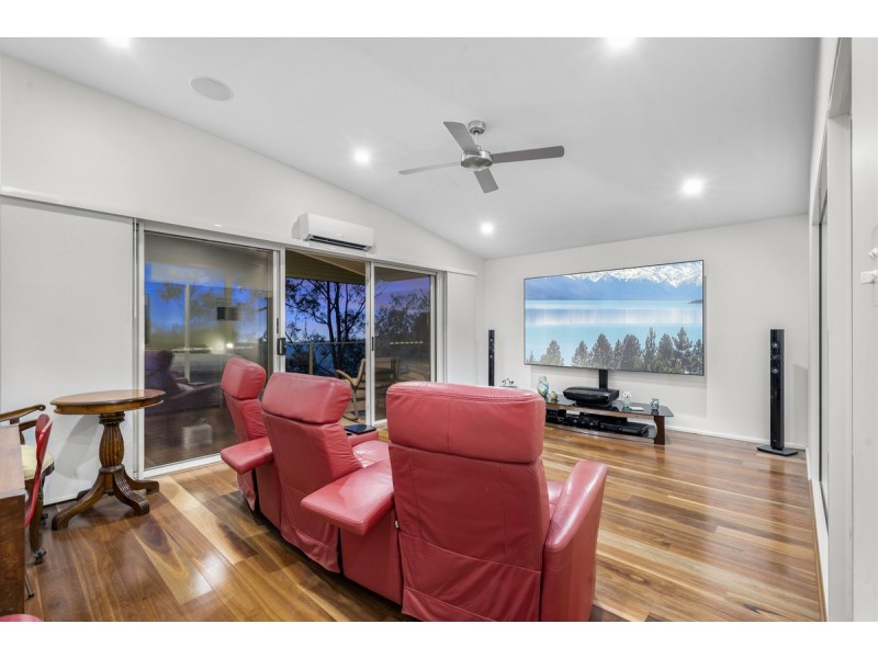 4 Gwongorella Parade, Springbrook QLD 4213