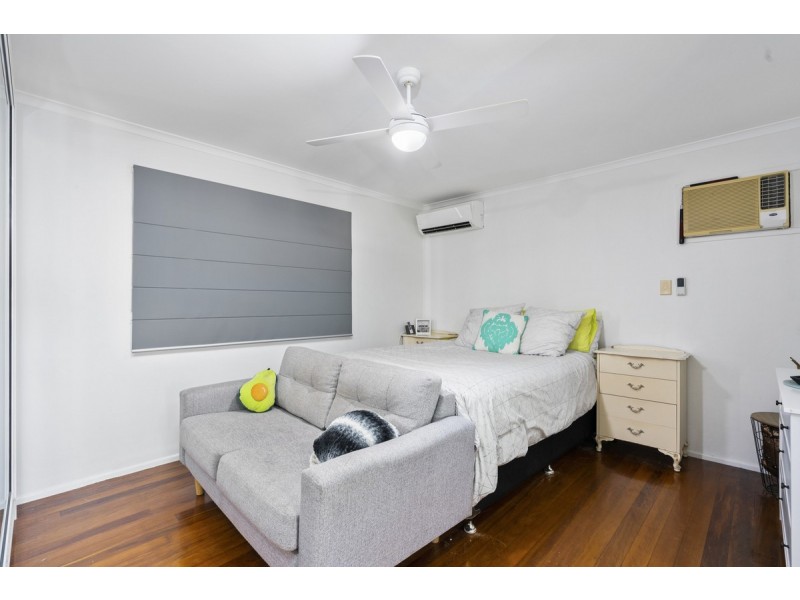 12 Paradise Street, Nerang QLD 4211