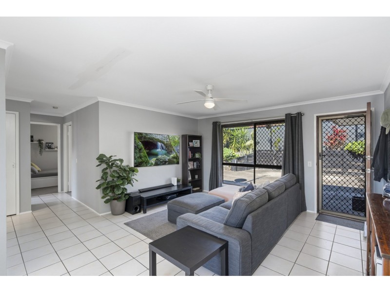 1/13 Gumbeel Court, Highland Park QLD 4211