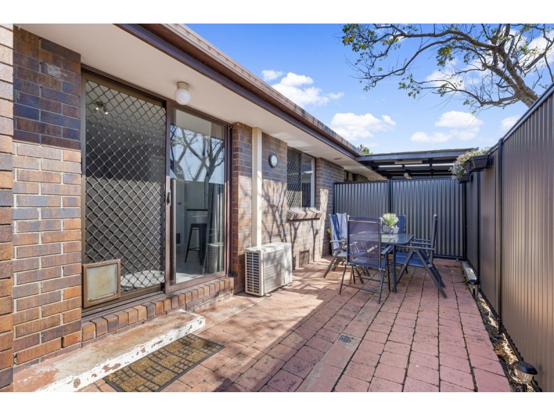 1/13 Gumbeel Court, Highland Park QLD 4211