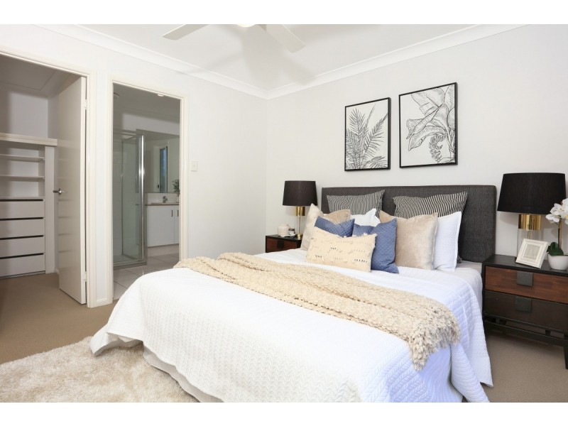 5 Orion Court, Molendinar QLD 4214