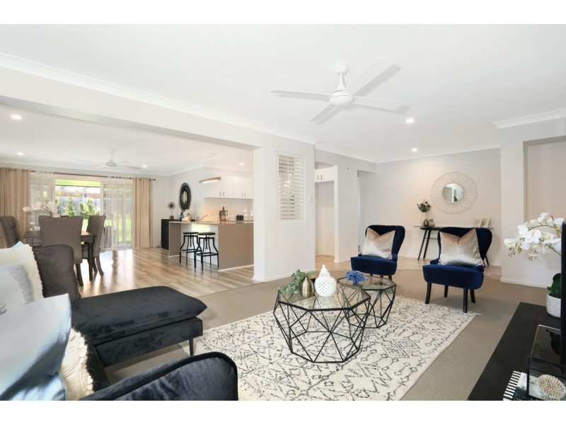 5 Orion Court, Molendinar QLD 4214